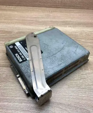 Volvo 850 Engine control unit/module ECU P03517962 0280000913