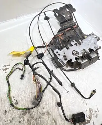 Chrysler Town u0026 Country V Sliding door lock 687AAA 1001080124