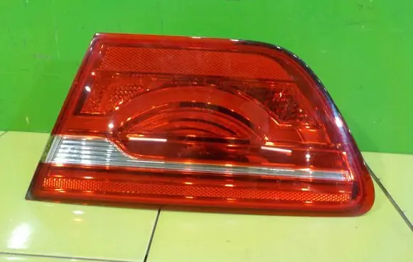 Jaguar XE Rear/tail lights 19733902