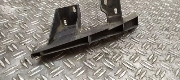Audi Q7 4L Front bumper mounting bracket 4L0807334