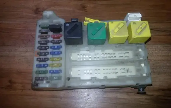 Ford Mondeo MK I Fuse box set 93bg14k150ad