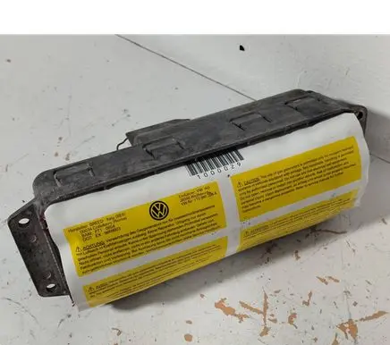 Volkswagen Touran I Passenger airbag 1T0880204A