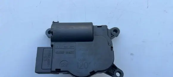 Renault Master III Air flap motor/actuator A21101800