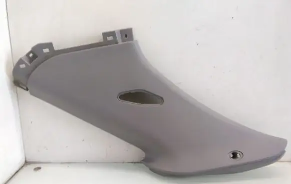 KIA Sorento (B) pillar trim (top) 858463F000