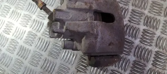 Ford Mondeo MK II Front brake caliper