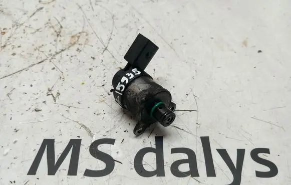 Mercedes-Benz E W211 Fuel pressure sensor 0928400508