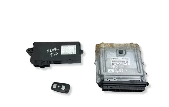 BMW 3 E90 E91 Engine ECU kit and lock set 0281017446 030077102 8512291