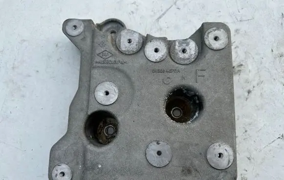 Renault Kadjar Battery bracket 648664ef0a