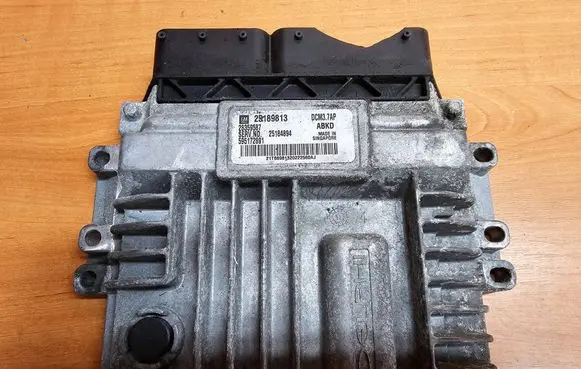 Opel Antara Engine control unit/module 25189813 28359587 25184894