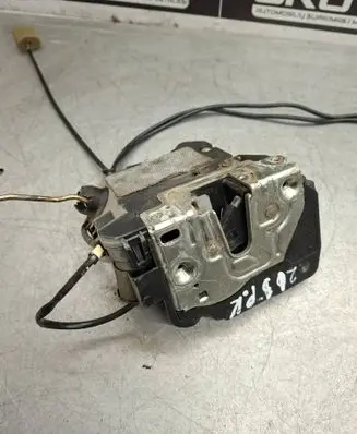 Mercedes-Benz E W211 Front door lock 2117200335