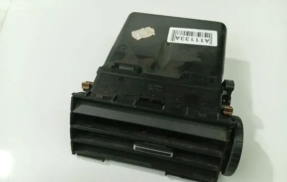 Ford C-MAX I Dash center air vent grill 3M51R014L21BE
