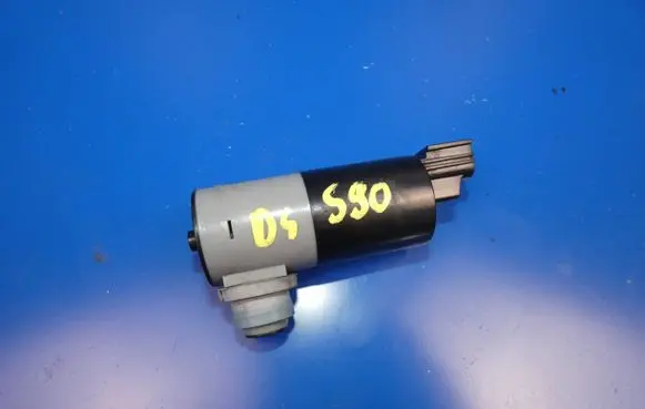Volvo S90, V90 Windscreen/windshield washer pump 009486L01 4L191 687192