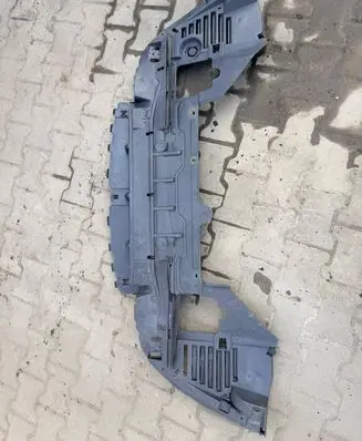 Citroen C5 Front bumper skid plate/under tray 9688137680 9688137380
