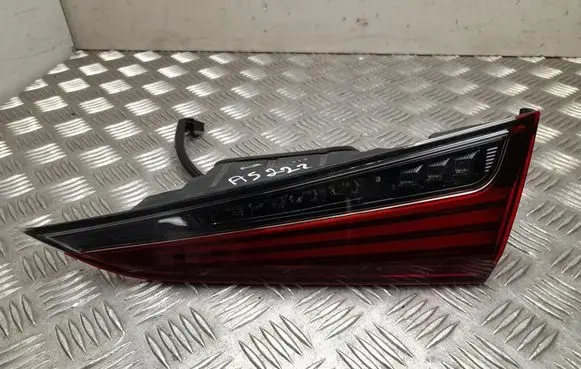 Lexus ES VII XZ10 Rear/tail lights 8158033470