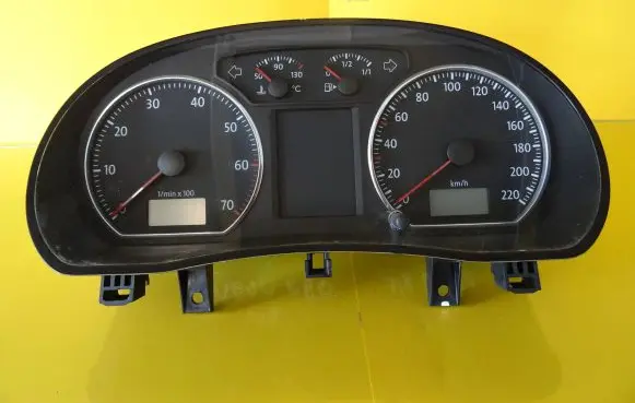 Volkswagen Polo IV 9N3 Speedometer (instrument cluster) 6Q0920823S