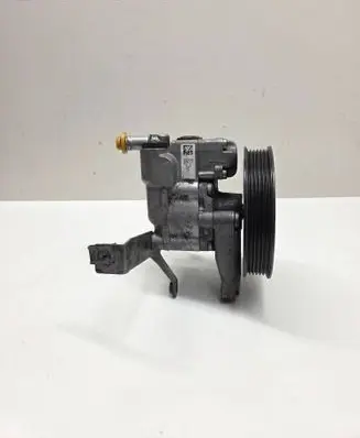 BMW 5 E60 E61 Power steering pump 7787106