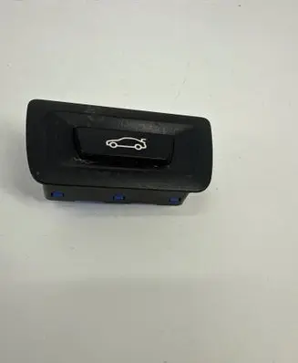 BMW 4 F36 Gran coupe Tailgate/boot open switch button 9275119