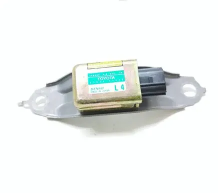 Toyota Prius (XW20) Airbag deployment crash/impact sensor 8983447020 1879000921