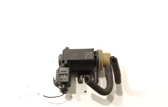 Skoda Octavia Mk3 (5E) Turbo solenoid valve 1K0906627B