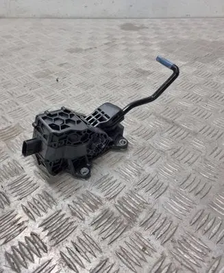 Toyota RAV 4 (XA50) Accelerator throttle pedal 7811042070 2701000080 02028A0244
