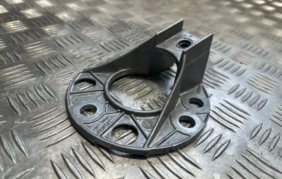 Mercedes-Benz GL X166 Front upper strut mount A1666201601
