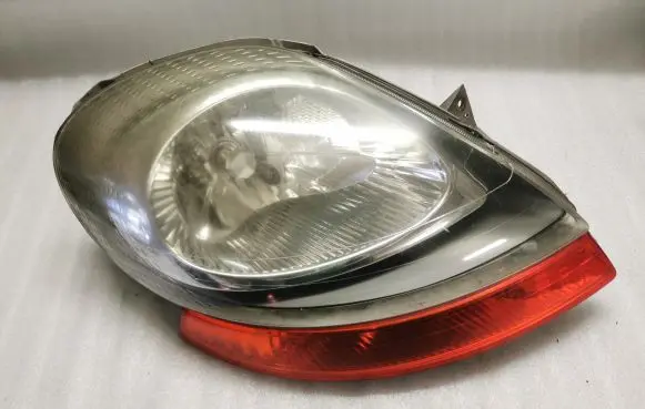 Opel Vivaro Headlight/headlamp 91165720 91166121