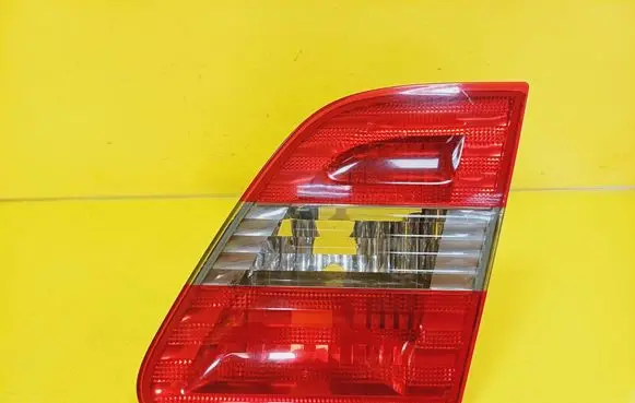 Mercedes-Benz B W245 Tailgate rear/tail lights