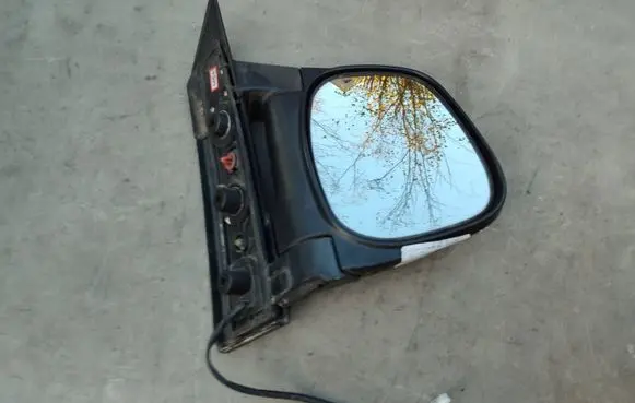 Hyundai H-1, Starex, Satellite Front door electric wing mirror E11015417