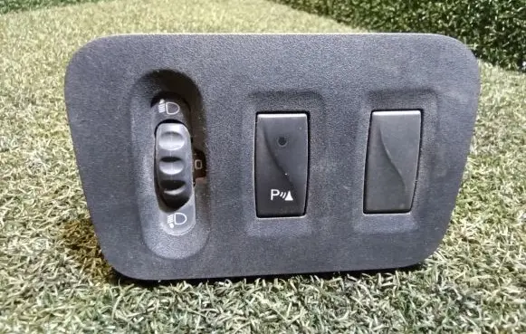 Renault Master III Headlight level height control switch 684950001R