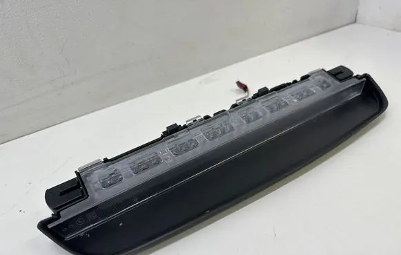 BMW 5 G30 G31 G38 Third/center stoplight 7360526