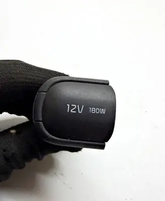 KIA Sportage 12 V Socket (front) 
