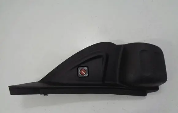 Dashboard lower bottom trim panel