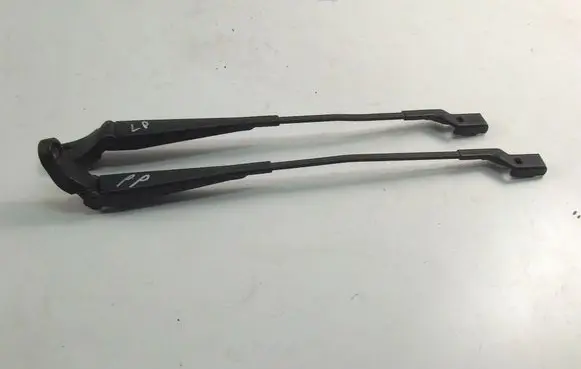 Skoda Fabia Mk2 (5J) Front wiper blade arm 5J1955409B