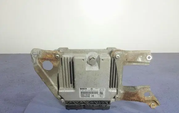 Toyota Yaris Engine control unit/module ECU 89661-0D450