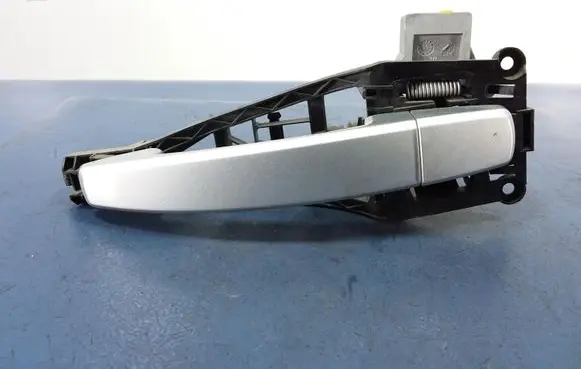 Opel Zafira B Rear door exterior handle