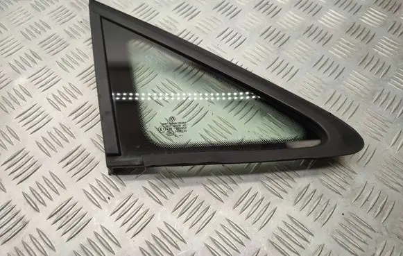 Volkswagen Caddy Front triangle window/glass 2K5845412 43R001057