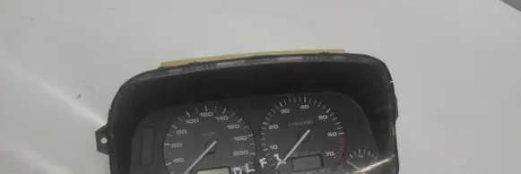 Volkswagen Golf III Speedometer (instrument cluster) 1H6919033F