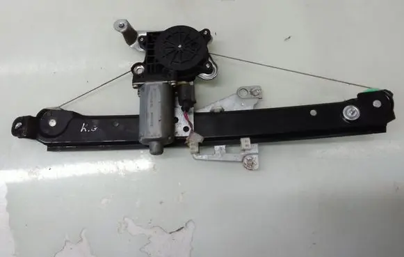 Volvo V70 Rear door window regulator with motor 