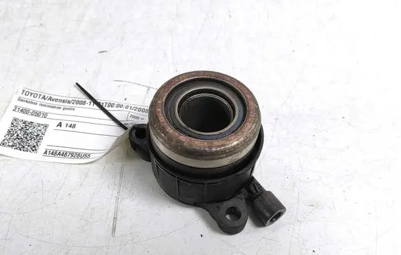 Toyota Avensis T270 clutch release bearing 31400-05010