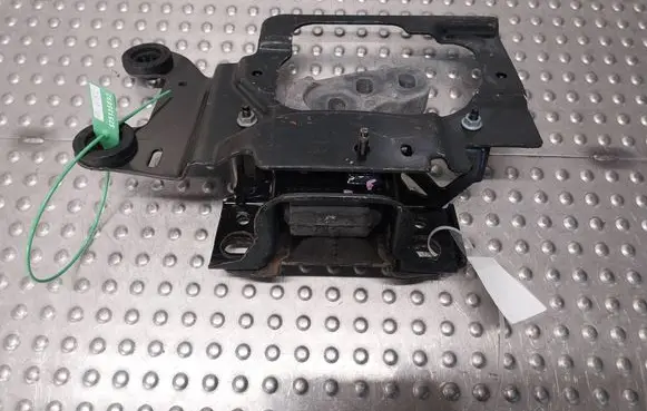 Ford Ecosport Gearbox mounting bracket JN15-7M121-AB
