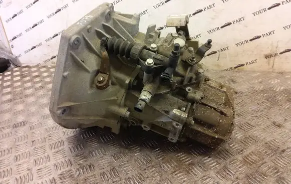 Fiat 500 Manual 5 speed gearbox 55282681