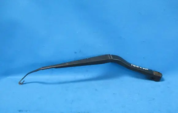 Opel Insignia A Front wiper blade arm 13227398