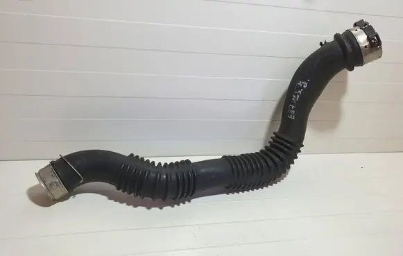 Intercooler hose/pipe