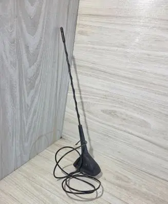 Renault Clio IV Radio antenna