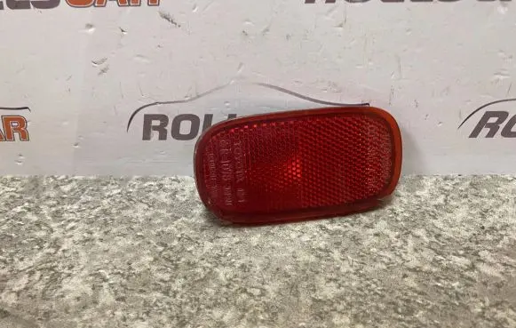 Toyota RAV 4 (XA20) Rear tail light reflector E13023616 R1078