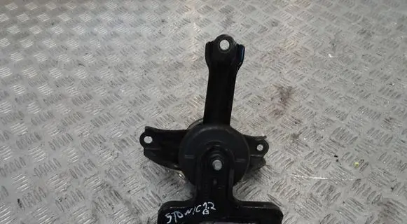 KIA Stonic Engine mounting bracket