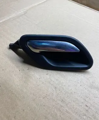 BMW 5 E39 Front door interior handle 8226050