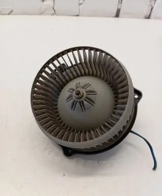 Mitsubishi Endeavor Heater fan/blower 194000 1610GF
