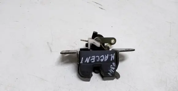 Hyundai Accent Tailgate/trunk/boot lock/catch/latch