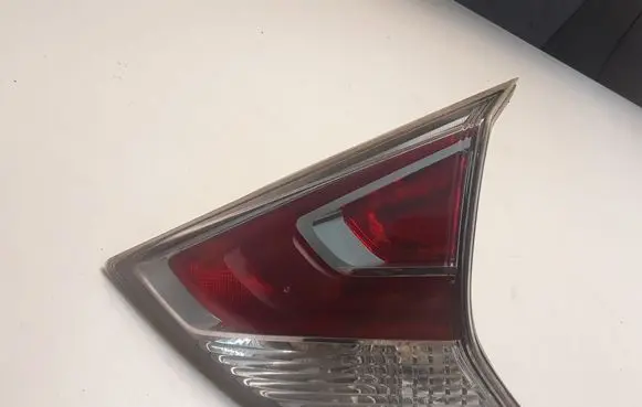 Nissan X-Trail T32 Tailgate rear/tail lights 265504CA1B